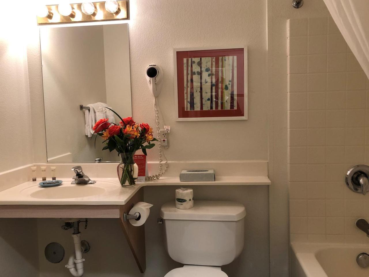 Siegel Select Boulevard Motel